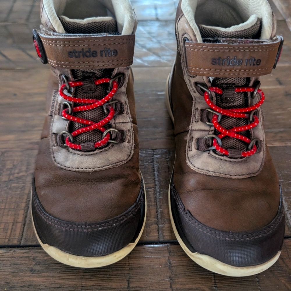 TWO Toddler boyS stride rite boots